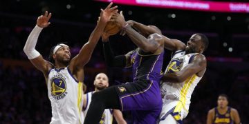 LeBron James, el más veterano en anotar 40 puntos en la NBA