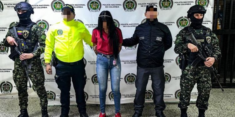 Capturada alias ‘la Tóxica’, presunta miliciana del Eln que habría asesinado a un líder social