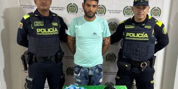Capturado alias “El Veneco” cuando caminaba las calles del municipio de Luruaco portando un arma de fuego y 120 gramos de marihuana