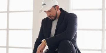 Intervienen bienes de Christian Bustos, supuesto DJ, fotógrafo y trader acusado de estafa