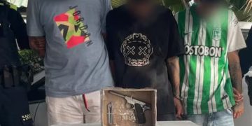 Capturan a tres hombres en Cartagena por porte ilegal de armas