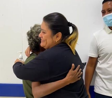 Nuevo hogar y atención digna recibe adulta mayor rescatada de basurero