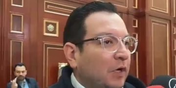 Minminas enfrenta moción de censura por alza de hasta 36 % en tarifas de gas