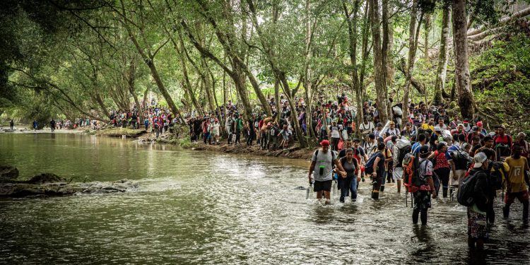 A juicio disciplinario oficial de Migración Colombia por presunto tráfico de migrantes en el Tapón del Darién