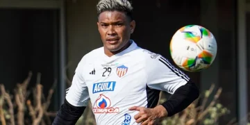 Junior recibe a Envigado con el esperado regreso de Teófilo Gutiérrez