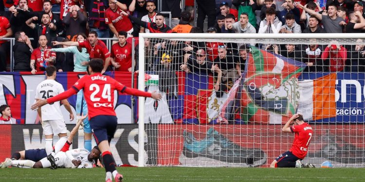 Empates de Real Madrid y Atlético dejan al Barça con la oportunidad de ser líder