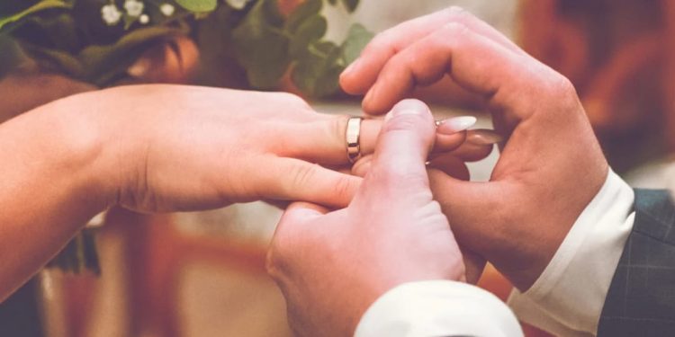 Corte Constitucional prohíbe el matrimonio antes de los 18 años en Colombia