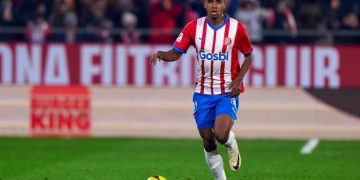 Girona rechaza millonaria oferta del Porto por Jhon Solís