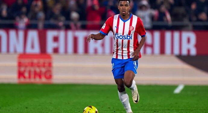 Girona rechaza millonaria oferta del Porto por Jhon Solís