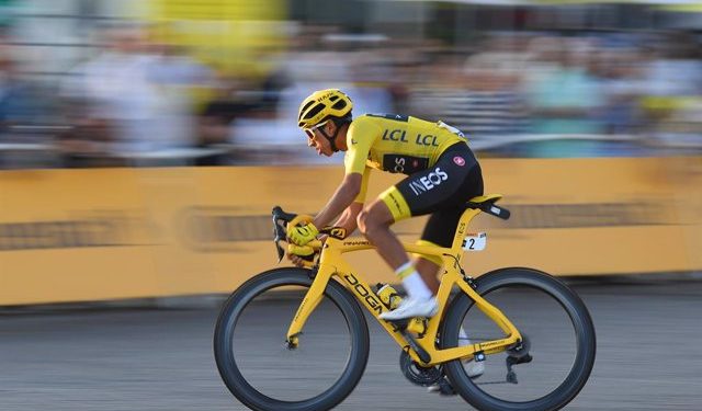Egan Bernal se corona campeón nacional de contrarreloj individual en Santander