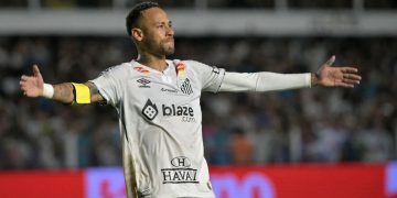 Neymar brilla en su regreso al Santos con un empate ante Botafogo