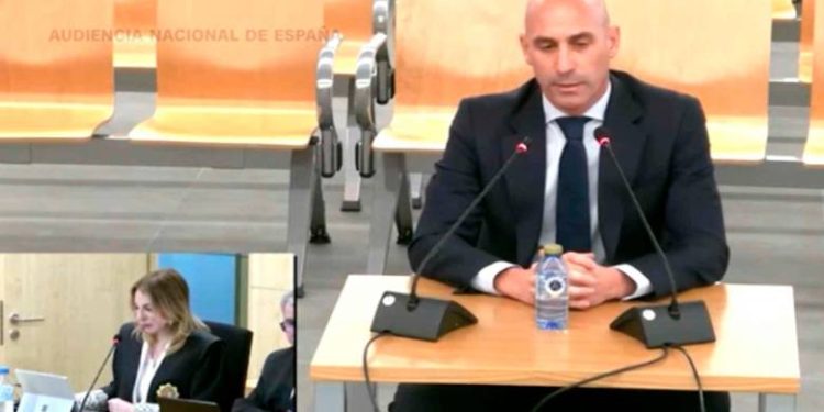 Concluye el juicio contra Luis Rubiales por el beso a Jenni Hermoso