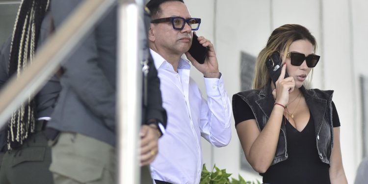 Defensa de Nicolás Petro denuncia presiones de la Fiscalía para que el Mercedes Benz terminara en manos de Days Vásquez