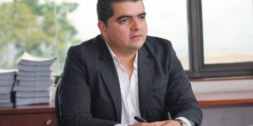 Consejo de Estado suspende título profesional de Julián Bedoya por irregularidades en su graduación