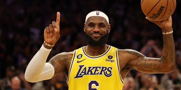 LeBron James desafía el debate sobre la nueva cara de la NBA