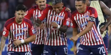 ¡Junior se levanta! El Tiburón venció a Millonarios 2-1