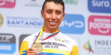 Egan Bernal regresa a las competiciones tras su recuperación rápida de la fractura de clavícula
