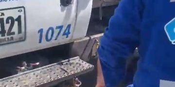 Accidente en la Vía Cordialidad deja una mujer muerta y dos heridos tras choque con camión de la Triple A