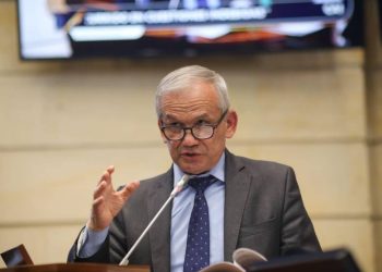 Fiscalía rastrea cuentas y movimientos de Carlos Ramón González por escándalo de la UNGRD