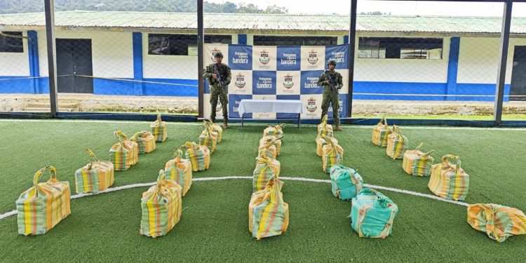 Armada de Colombia incauta cargamento de cocaína por 33 Millones de dólares en Chocó