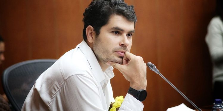 Senador Fabián Díaz apela el hundimiento de la Reforma Laboral y pide su reactivación en la plenaria del Senado