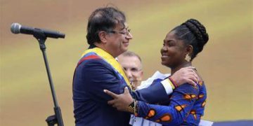 Aumenta la desaprobación de Petro y Francia Márquez en la región Caribe, según encuesta Invamer