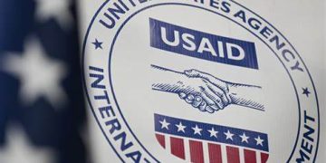 Corte Suprema de EE. UU. rechaza intento de Trump de bloquear 2.000 millones en ayuda exterior