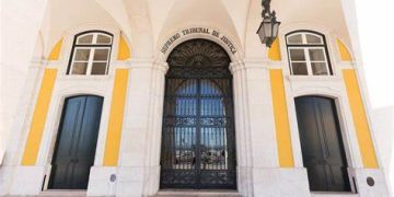 Tribunal Supremo de Portugal aprueba en primera instancia la extradición de ‘Papá Pitufo’