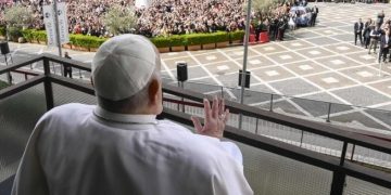 Convalecencia del Papa Francisco en el Vaticano crea incertidumbre