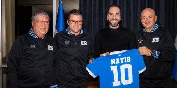 Bukele a ‘Bolillo’ Gómez: “Pida lo que quiera, pero vamos al Mundial”