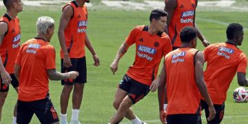 Colombia ya entrena con el grupo completo de cara al duelo ante Brasil