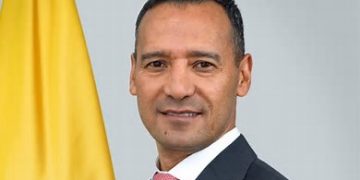 Ministro de Defensa condena uso de menores como escudo humano por parte del ELN