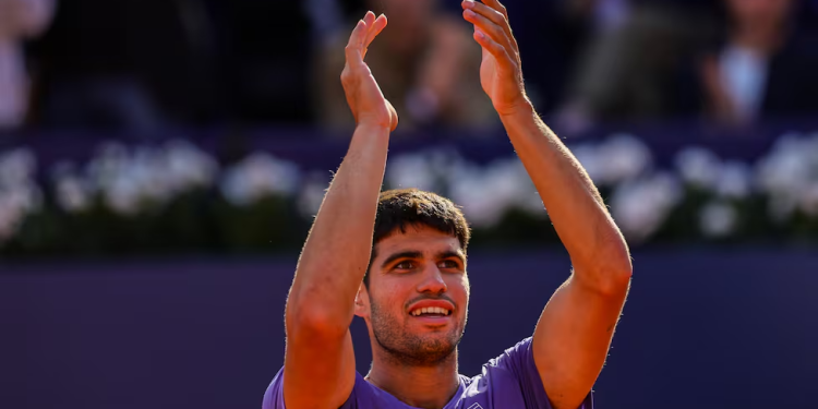 Alcaraz avanza a semifinales del Abierto de Barcelona tras vencer a De Miñaur