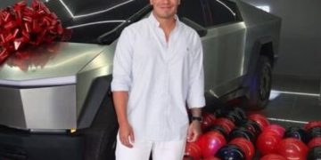 Felipe Saruma revela cuánto pagó por su primer Tesla