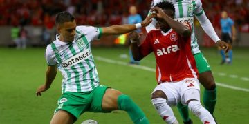 Pesadilla en Porto Alegre: Nacional cae goleado por Inter