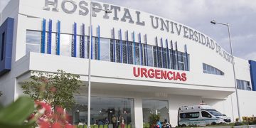 Mujer permanece en estado crítico tras ser presuntamente agredida por su pareja