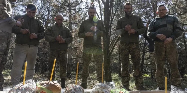 Rusia reanuda los ataques en Ucrania tras la tregua de Pascua