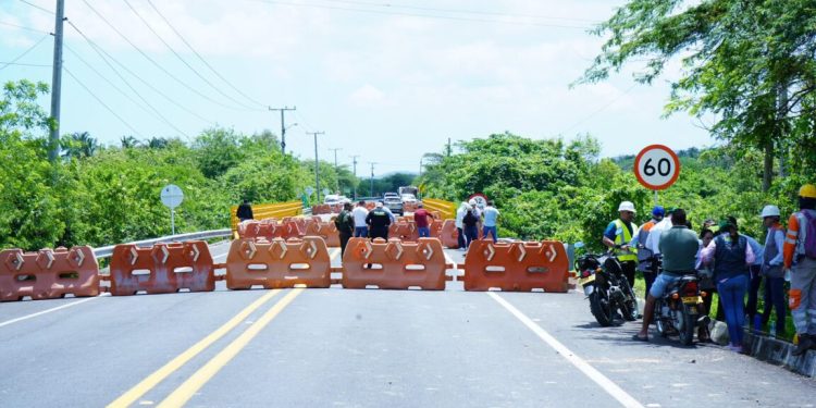 En 15 días se habilitaría un carril del puente en Juan de Acosta, según Ruta Costera