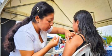 Ecuador exigirá certificado de vacunación contra fiebre amarilla a viajeros de Colombia, Perú, Bolivia y Brasil