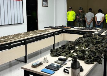 Incautan en Nariño 5 fusiles y otras armas que pertenecerían a las FARC