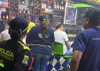 Suspenden actividad comercial de cuatro establecimientos en Barranquilla por falta de documentos