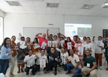 ¡Abierta convocatoria! Distrito entregará becas a docentes de inglés para inmersión académica en el Reino Unido
