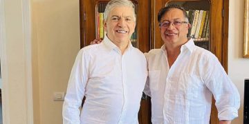 Petro denuncia a César Gaviria por supuesta amenaza de golpe de Estado