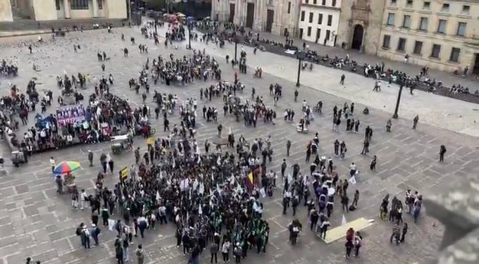 Con baja participación, transcurrió primera jornada del paro nacional en defensa de la reforma laboral