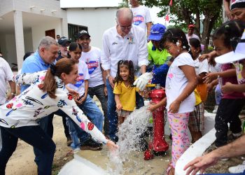 Gobierno de Eduardo Verano hace que Arroyo de Piedra pase de 0 % a 100 % en agua potable