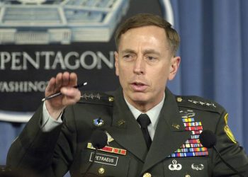 Exjefe de la CIA advierte: Putin podría buscar invadir Lituania tras la guerra en Ucrania