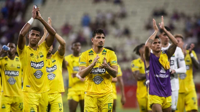 Bucaramanga resiste en Brasil y se jugará la vida ante Colo Colo
