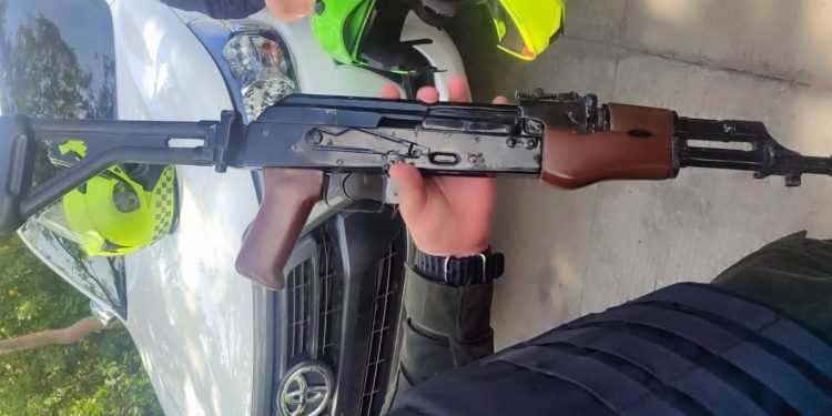 Cayeron “Los Cachorros de Digno”: capturados 11 presuntos miembros de ‘Los Pepes’ con arsenal de guerra en Barranquilla