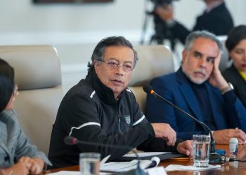 Renuncia con señalamientos: Ministra de Justicia deja el cargo y apunta a Benedetti y Rodríguez