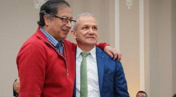 Golpe al círculo cercano de Petro: imputarán a Carlos Ramón González